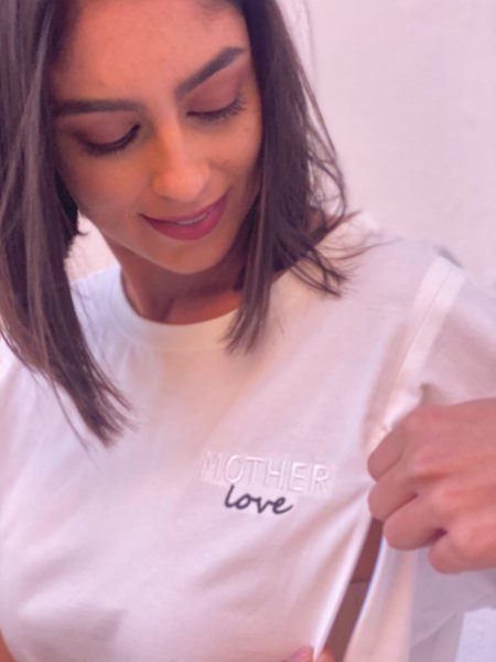 T-SHIRT MOTHER LOVE OFF-WHITE
