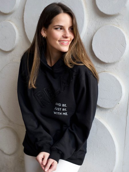 STILLPULLOVER MIT KAPUZE LISA SCHWARZ M