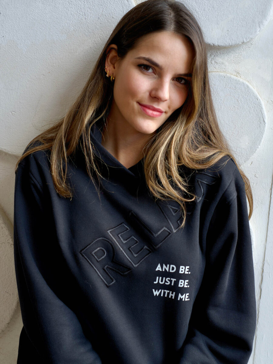 STILLPULLOVER MIT KAPUZE LISA SCHWARZ XL